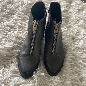 Freebird by Steve Madden booties